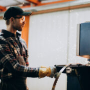 Ce este prelucrarea CNC pentru producția de masă