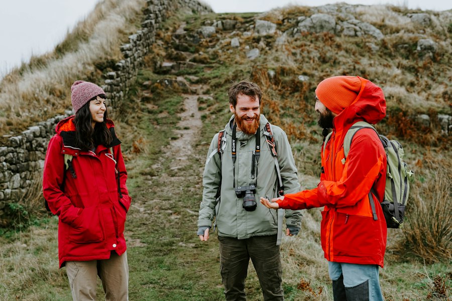 consulting tourist guides