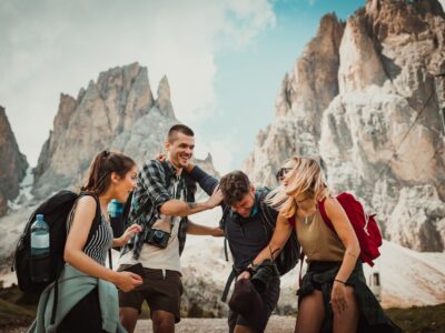 Photo backpack travel guide