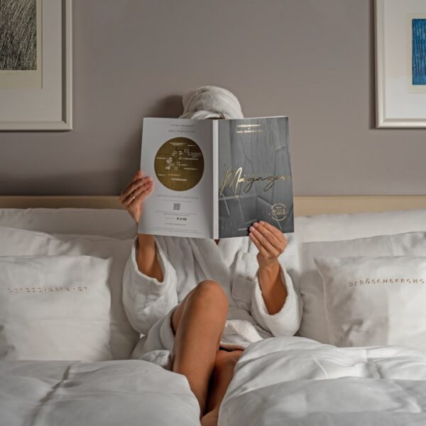 Photo accommodation selection