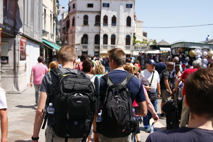 Photo consulting tourist guides